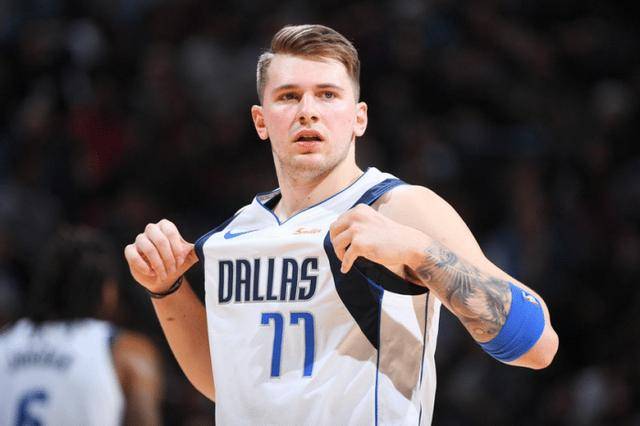 从她的赛场 从她的赛场