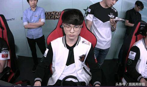 极高的篮球 极高的篮球